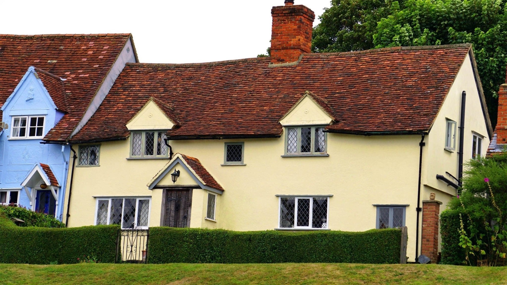 Everest - PremTex - Textured Masonry Paint - Everest Paints